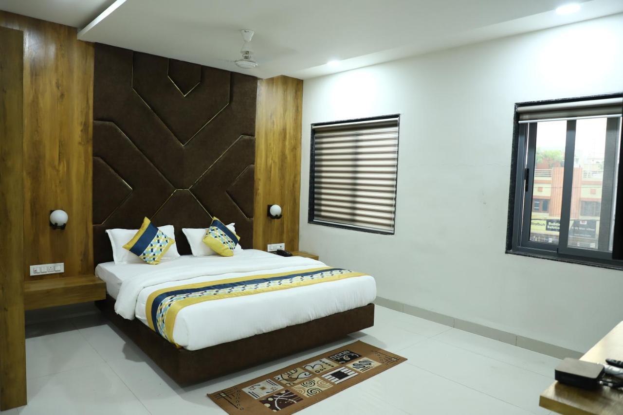 Hotel Singhnature Khandwa Ngoại thất bức ảnh