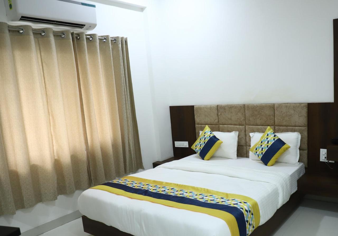 Hotel Singhnature Khandwa Ngoại thất bức ảnh