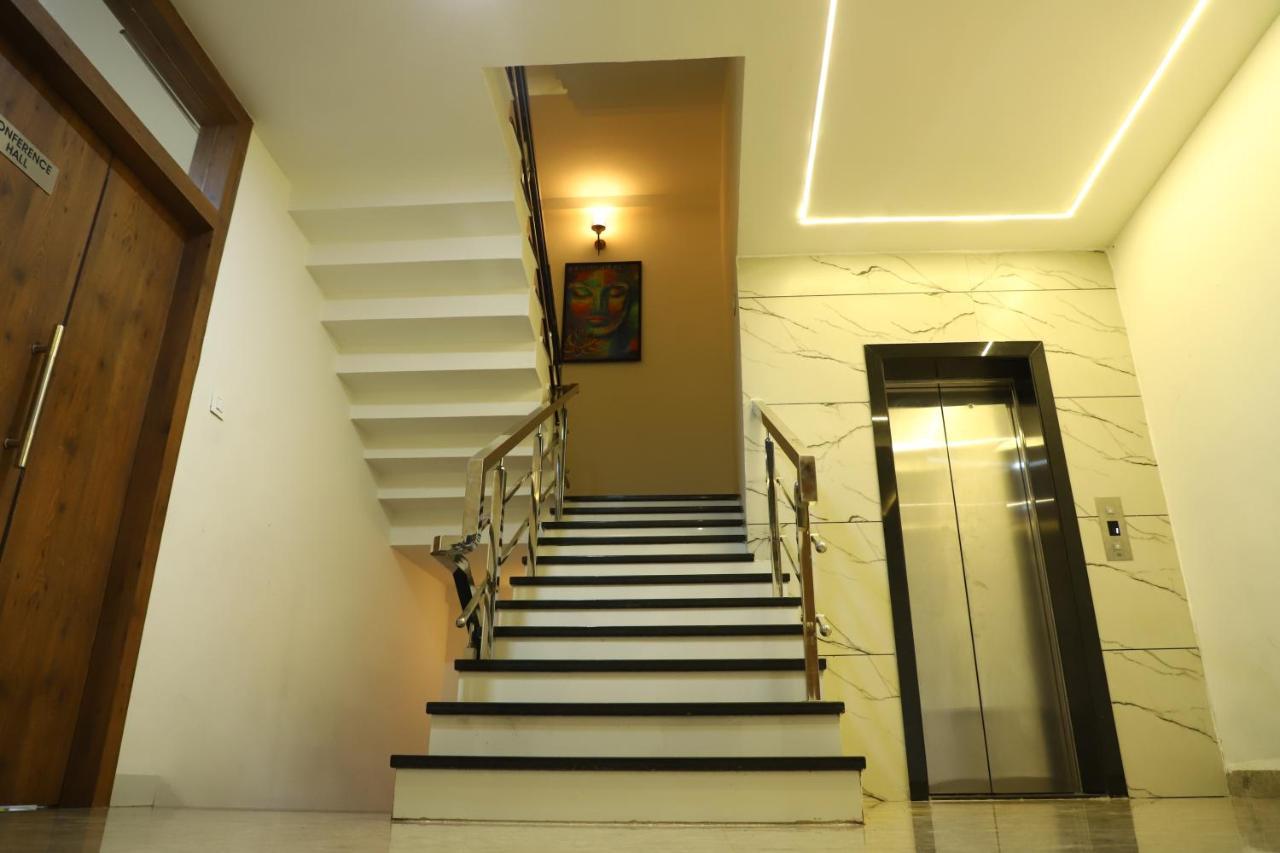 Hotel Singhnature Khandwa Ngoại thất bức ảnh