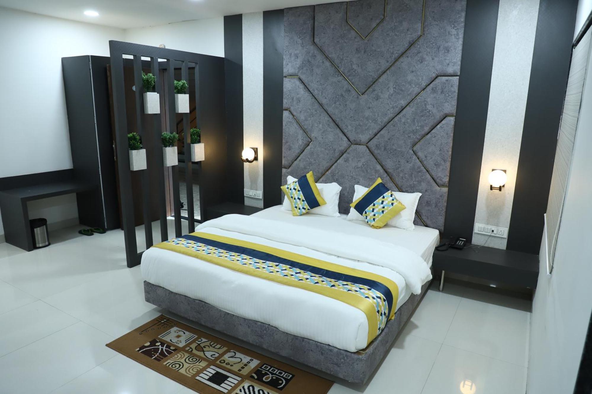 Hotel Singhnature Khandwa Ngoại thất bức ảnh