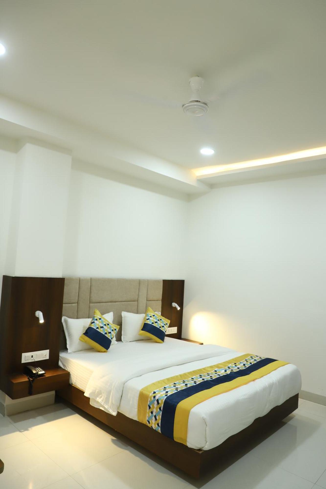 Hotel Singhnature Khandwa Ngoại thất bức ảnh