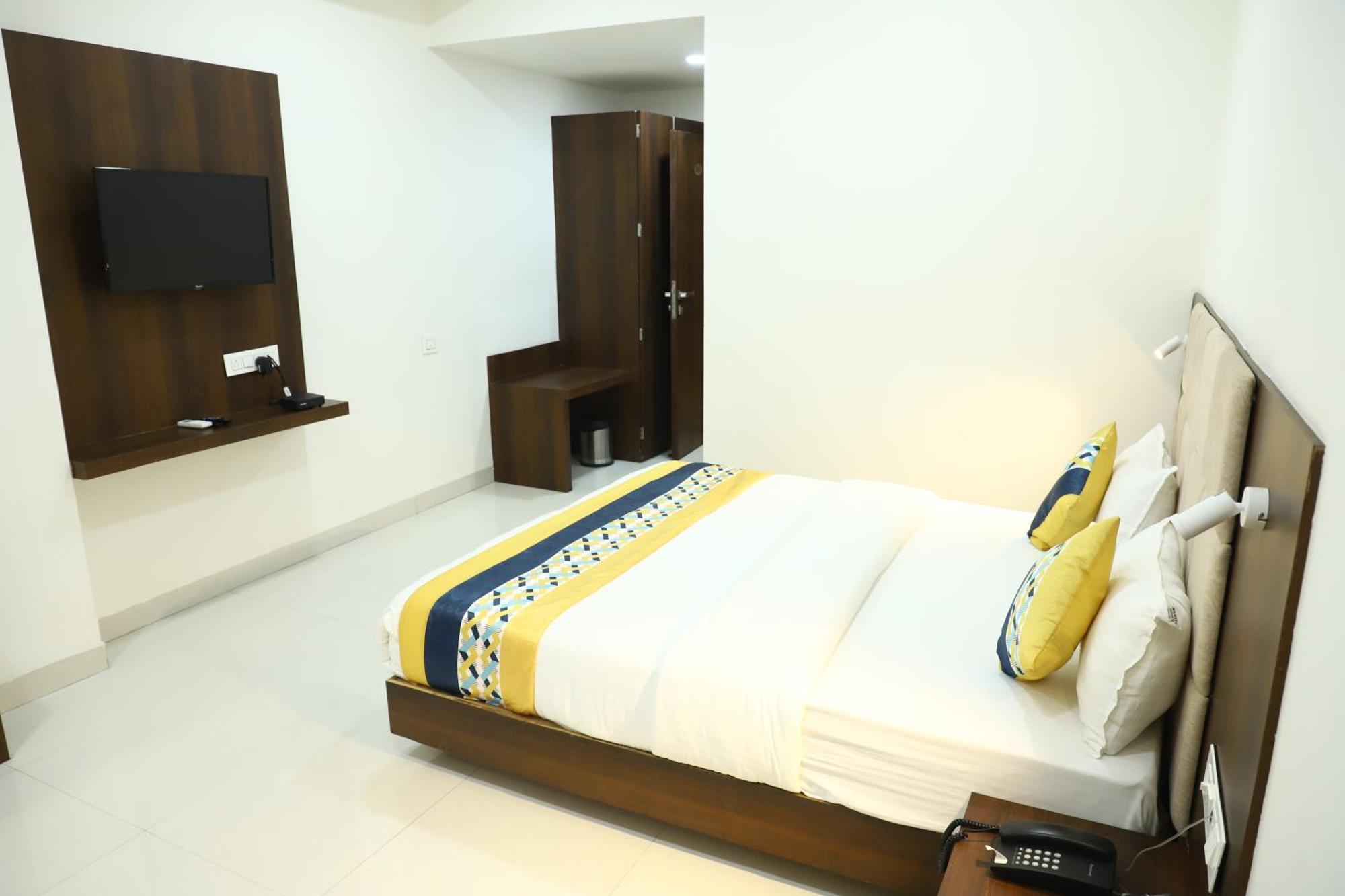 Hotel Singhnature Khandwa Ngoại thất bức ảnh